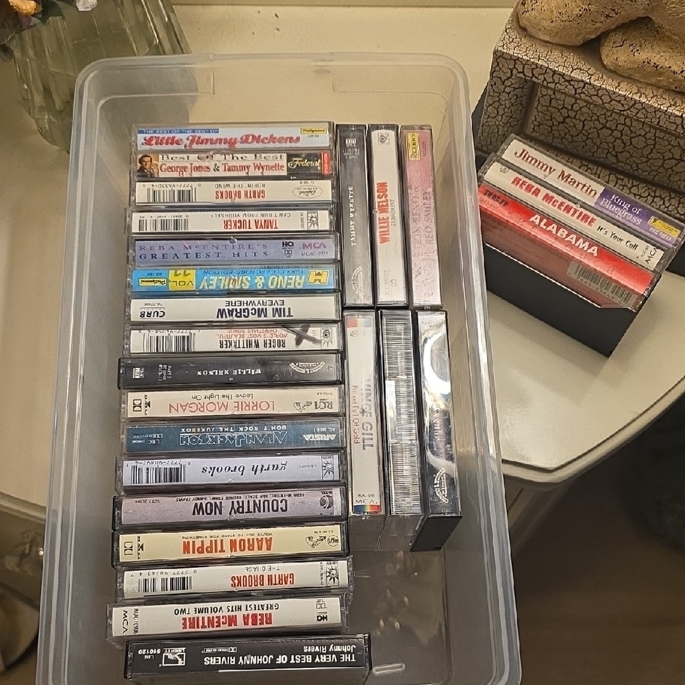 26 Cassette Tapes - Country